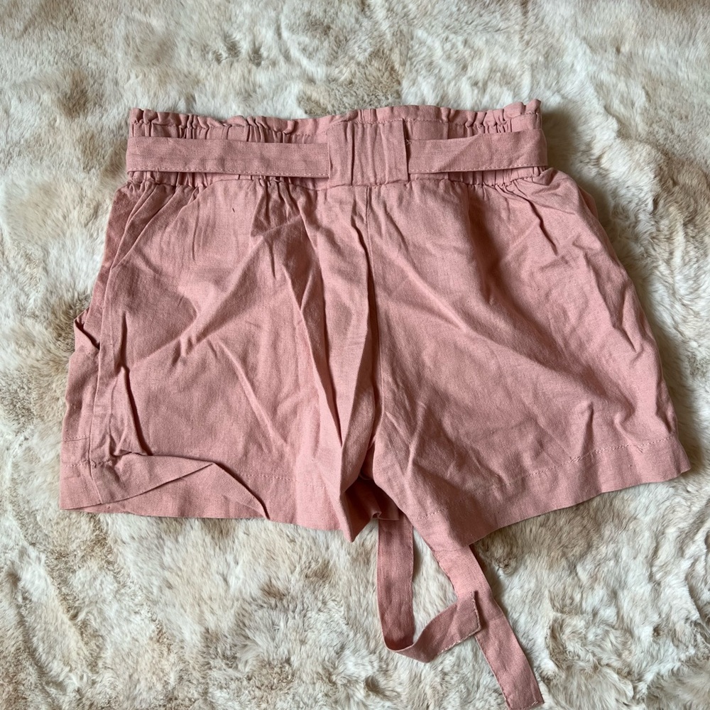 SHORTS - Picture 2 of 3